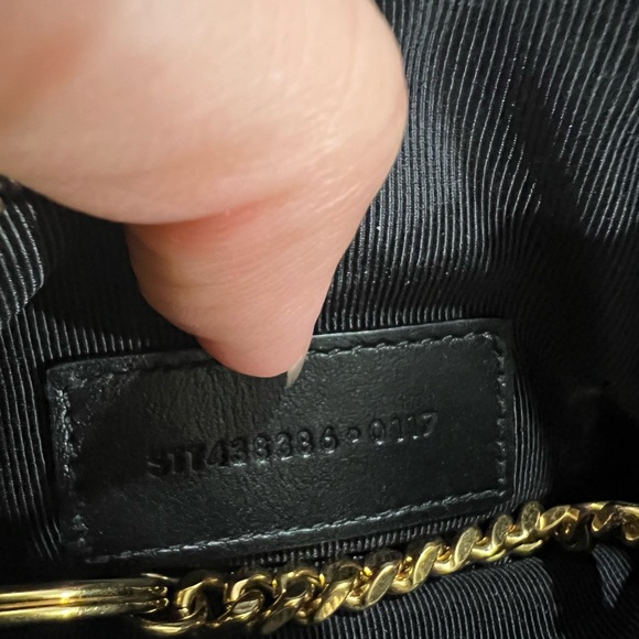 ***SOLD*** on marketplace - YSL CASSANDRE MATELASSÉ KEY POUCH IN SMOOTH LEATHER - Picture 7 of 11